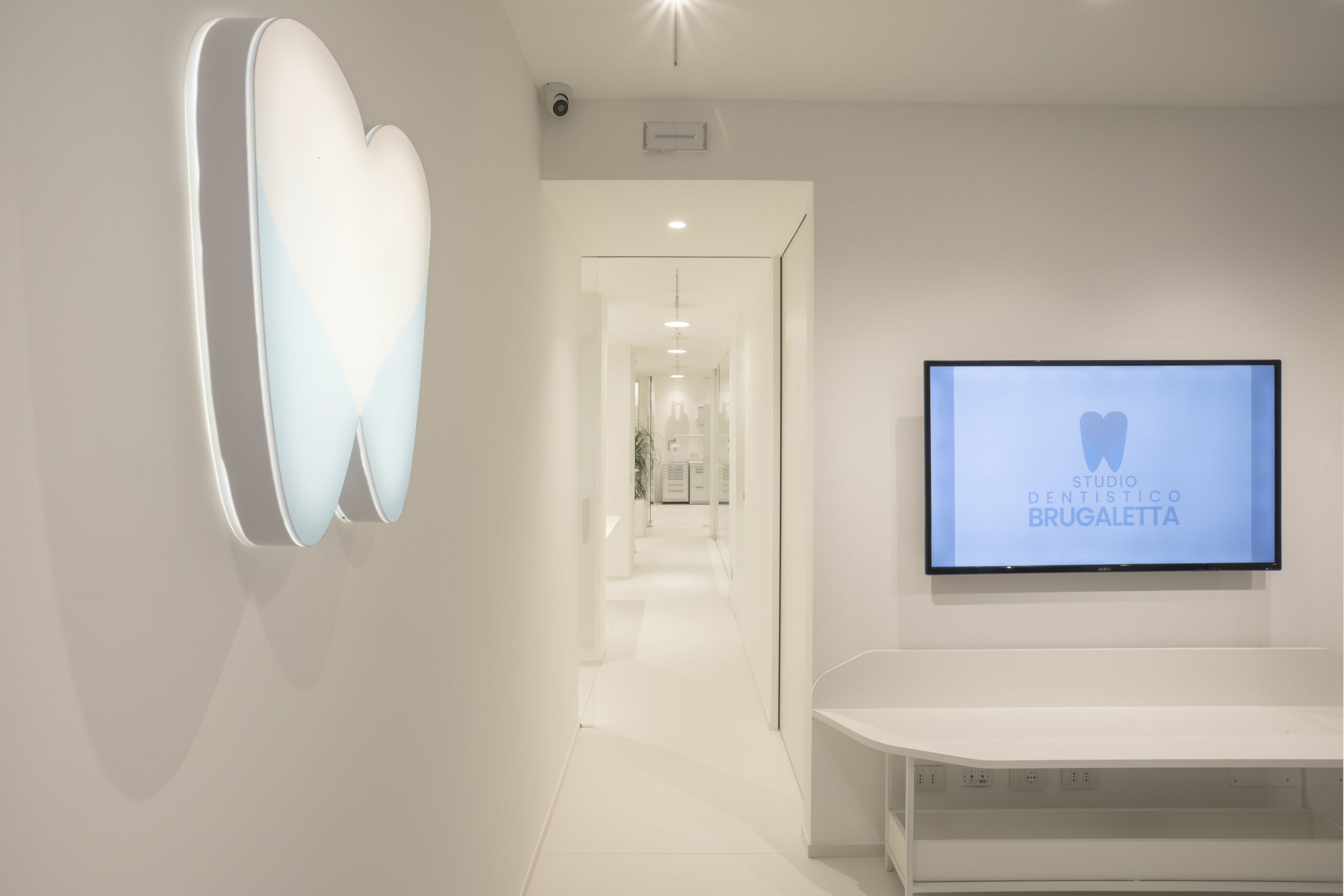 2 FOTO SALA ATTESA CORRIDOIO 2 FOTO SALA ATTESA CORRIDOIO