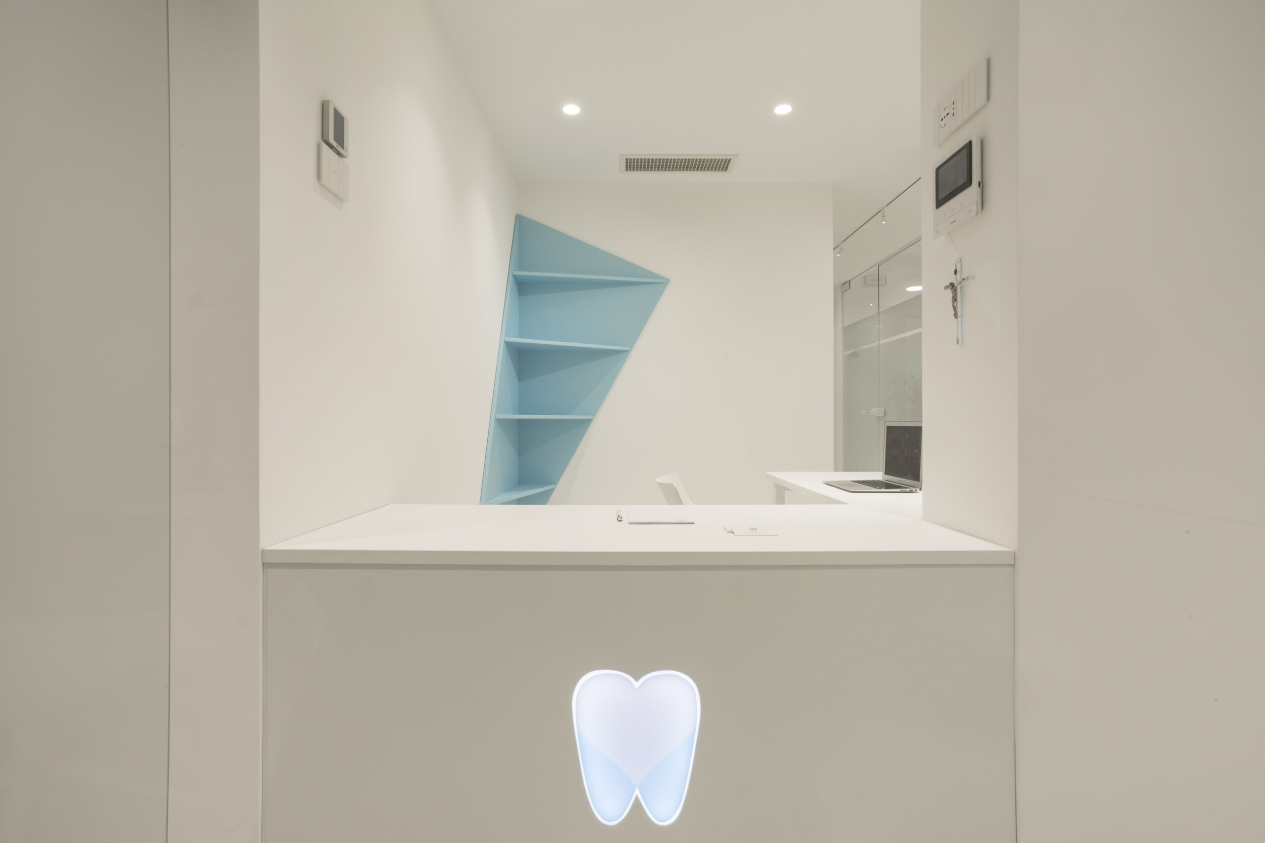 3 FOTO SEGRETERIA 3 FOTO SEGRETERIA